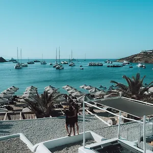 κάντε κράτηση εδώ